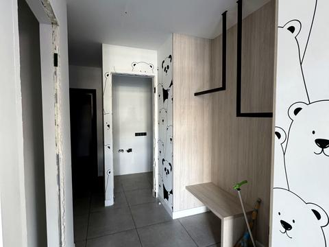 комерційна за адресою Антоновича вул. (Горького), 122