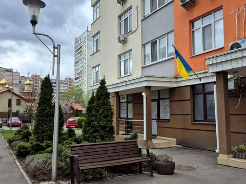 комерційна за адресою Олени Пчілки вул., 3-В