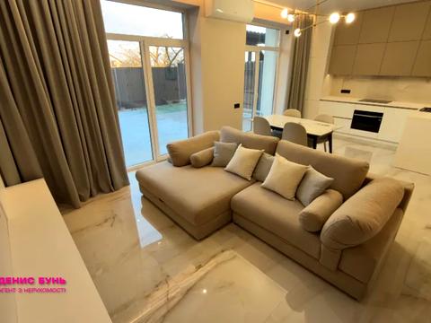 дом по адресу Широка