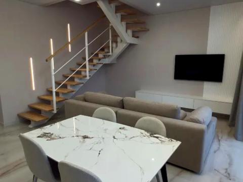 дом по адресу Широка