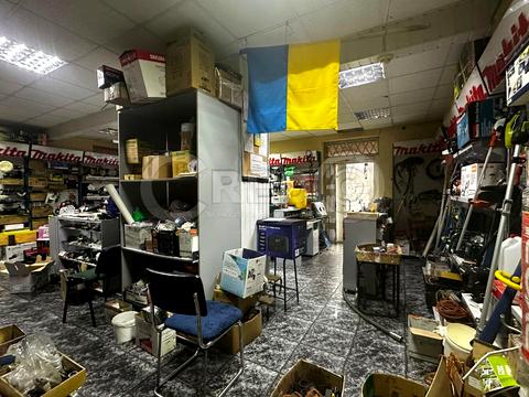 комерційна за адресою Володимира Великого пл. (Олександра Поля), 3