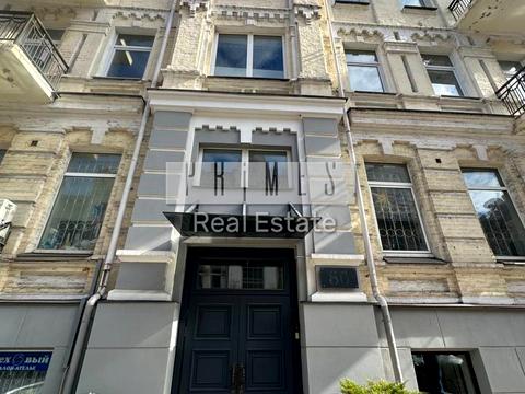 комерційна за адресою Олександра Кониського вул., 80