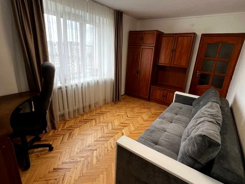 квартира за адресою Гната Хоткевича вул., 44а