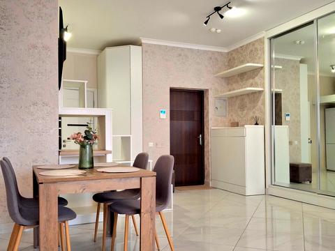 комерційна за адресою Трускавецька вул., 4-Б