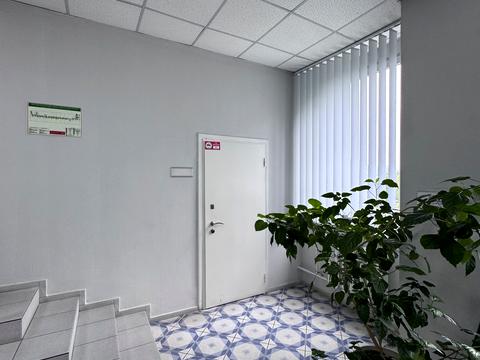 комерційна за адресою Ґарета Джонса вул. (Сім'ї Хохлових), 15