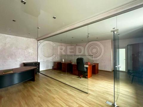 комерційна за адресою Каштанів вул., 14а