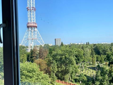 комерційна за адресою Ґарета Джонса вул. (Сім'ї Хохлових), 15