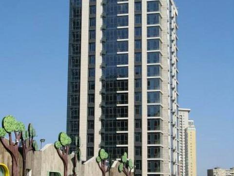 комерційна за адресою Андрія Верхогляда вул. (Михайла Драгомирова), 16