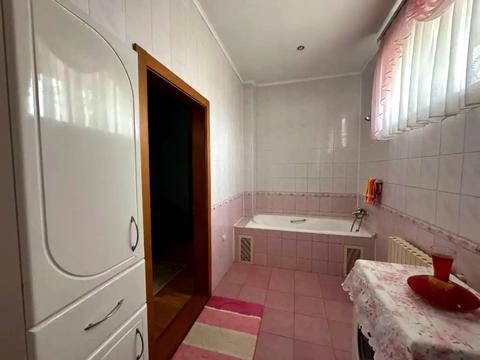 будинок за адресою Джерельна