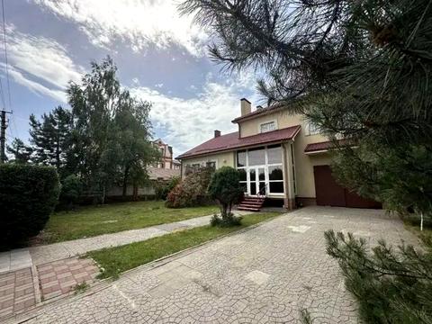 будинок за адресою Джерельна