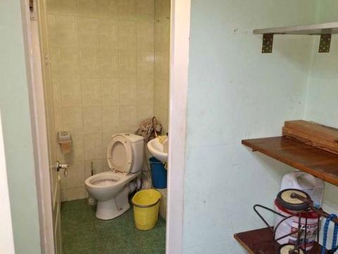 комерційна за адресою Сергія Подолинського вул. (Благоєва), 32-А