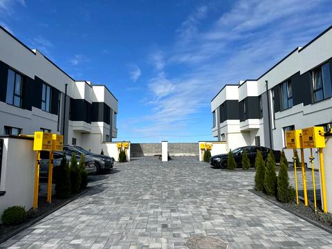 будинок за адресою сергія голубєва, 20