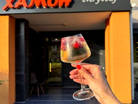 комерційна за адресою Олеся Бердника вул., 1-В