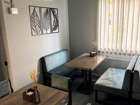 комерційна за адресою Олеся Бердника вул., 1-В