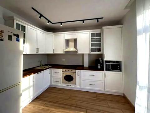 квартира за адресою Ужгород, Бориса Тлехаса вул., 18