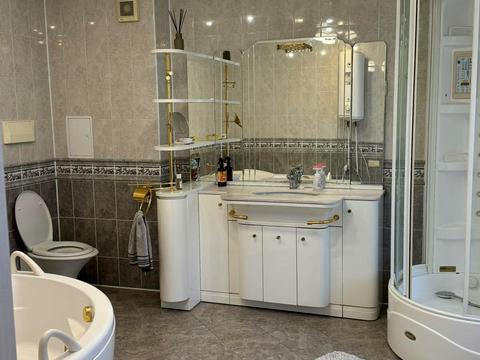 квартира по адресу Василия Тютюнника ул. (Анрі Барбюса), 5-Б