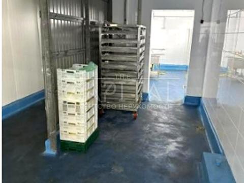 комерційна за адресою Київська, 1