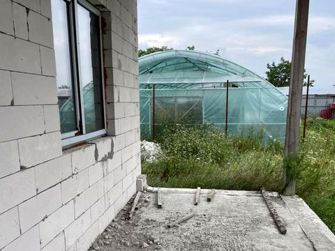 дом по адресу центральна