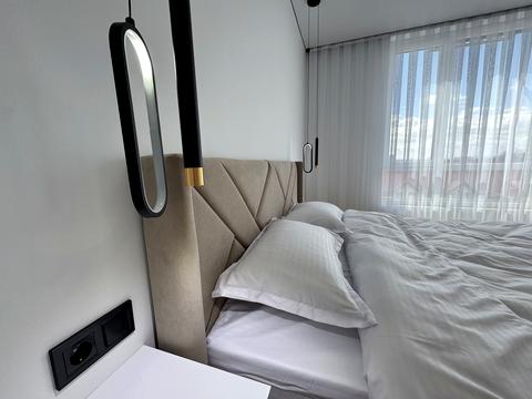 квартира за адресою Володимира Івасюка вул., 84