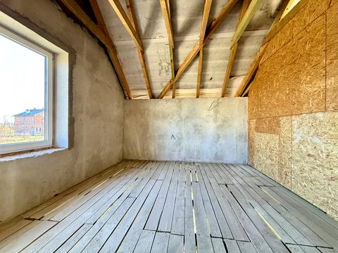 будинок за адресою 24-серпня