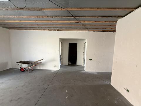 будинок за адресою Приозерна вул.