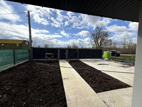 будинок за адресою Приозерна вул.