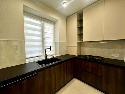 будинок за адресою 7-й Леоніда Каденюка пров.