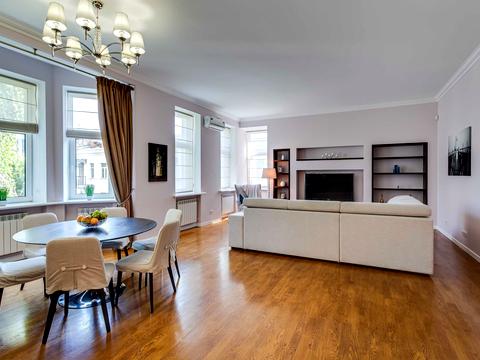 квартира по адресу Липская ул., 12/5