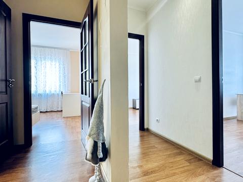 квартира за адресою Софії Русової вул., 5-Б