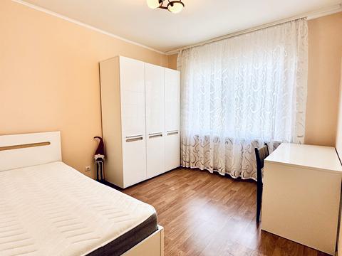 квартира за адресою Софії Русової вул., 5-Б