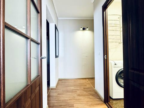 квартира за адресою Софії Русової вул., 5-Б