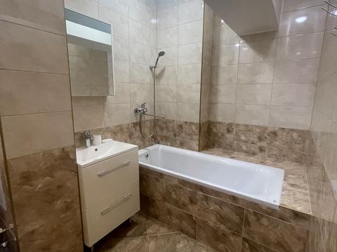 квартира за адресою Нижній Вал вул., (Будинок 1)