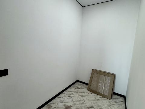 1861827083133963