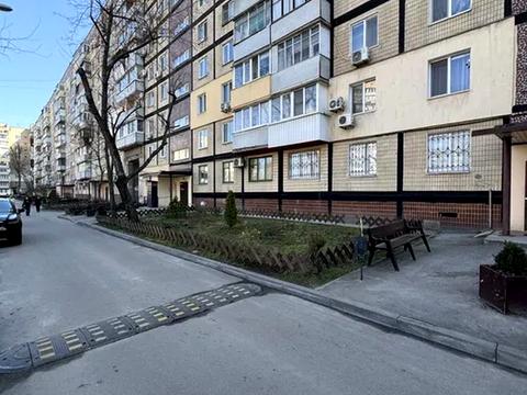 квартира за адресою Слави бульв., 8