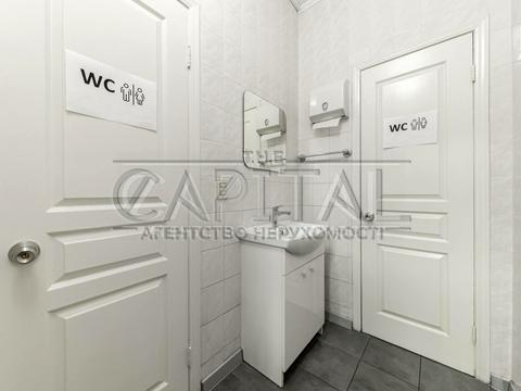 комерційна за адресою Ярославів Вал вул., 30/18