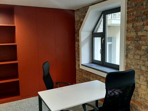 комерційна за адресою Воздвиженська вул., 60в