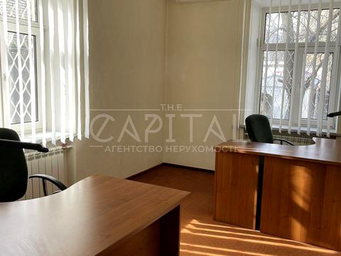 комерційна за адресою Олеся Гончара вул., 12