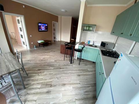 квартира за адресою Роксолани вул., 16