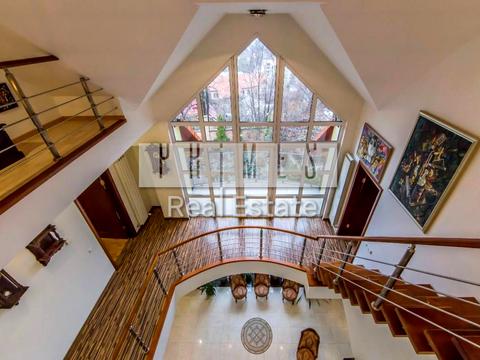 будинок за адресою Локомотивна вул., 28А