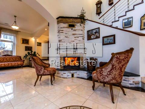 будинок за адресою Локомотивна вул., 28А