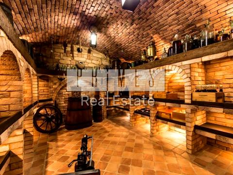 будинок за адресою Локомотивна вул., 28А