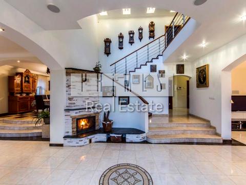 будинок за адресою Локомотивна вул., 28А