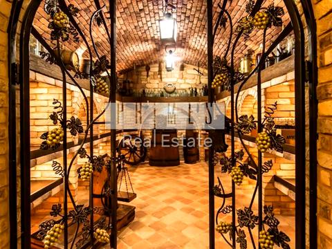 будинок за адресою Локомотивна вул., 28А