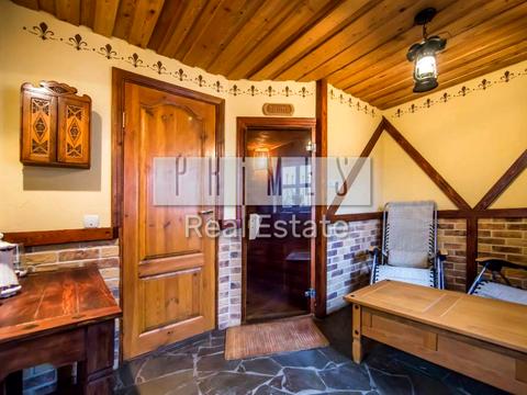 будинок за адресою Локомотивна вул., 28А