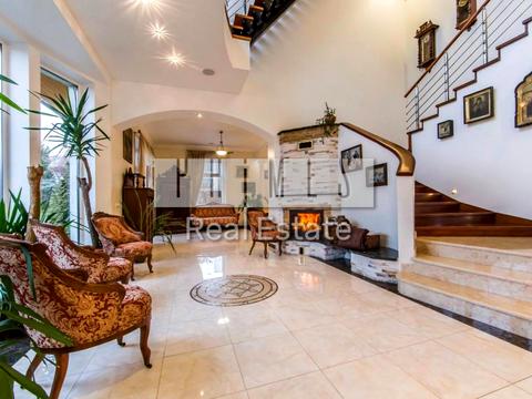 будинок за адресою Локомотивна вул., 28А