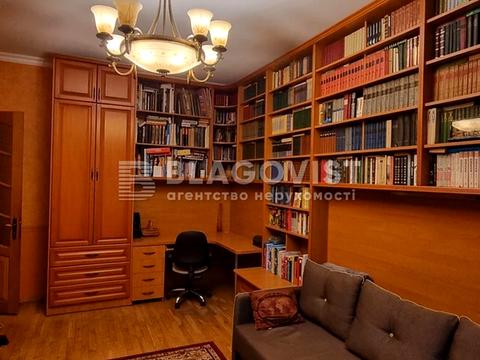 квартира по адресу Институтская ул., 6/15