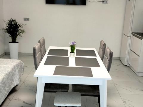 квартира за адресою Миколи Хвильового вул., 5-А