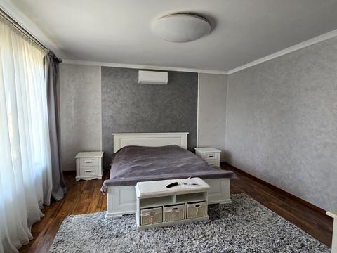 квартира за адресою Православна набережна вул., 20