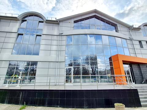 комерційна за адресою Юлії Залюбовської вул. (Путилівська), 16