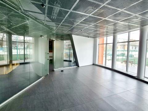 комерційна за адресою Юлії Залюбовської вул. (Путилівська), 16